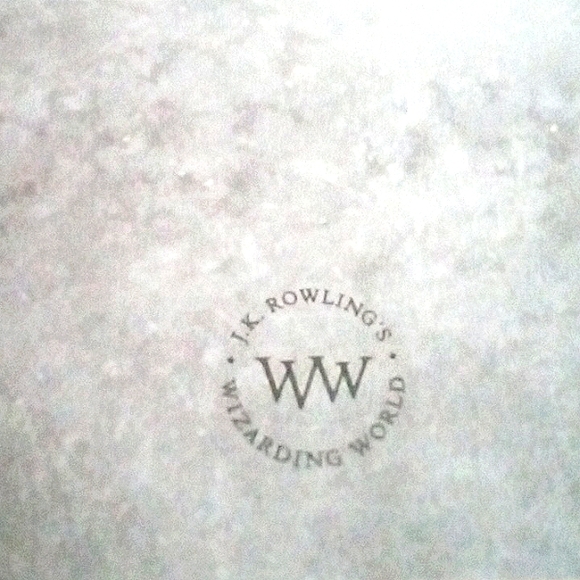 Harry Potter and the Cursed Child part 1 and 2 book - Picture 4 of 8